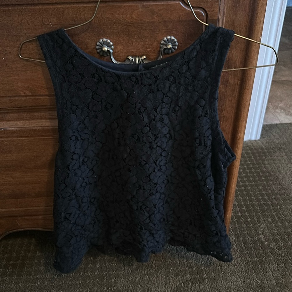 Banana republic black lace lined top